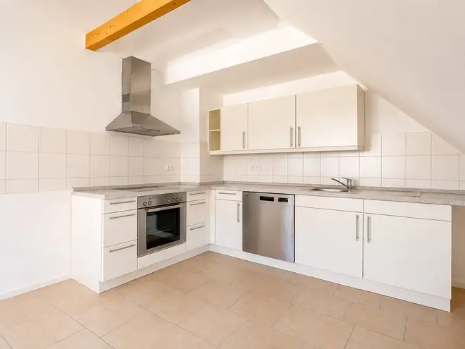 3 Zimmer Wohnung mit 94 m² in Hamburg – Bild 3