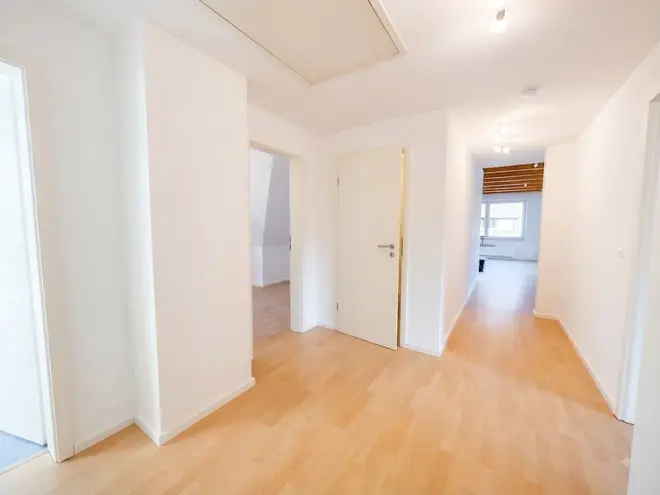 3 Zimmer Wohnung mit 94 m² in Hamburg – Bild 6