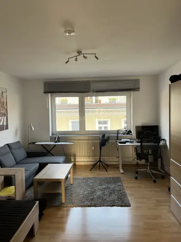 1 Zimmer Wohnung mit 38 m² in Karlsruhe – Bild 1