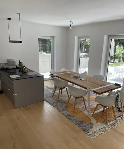 7 Zimmer Haus mit 200 m² in München – Bild 6