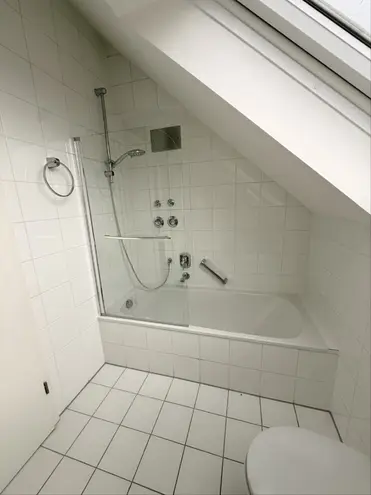 5 Zimmer Wohnung mit 150 m² in Stuttgart – Bild 7