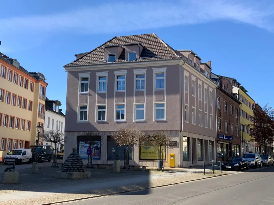 4 Zimmer Wohnung mit 119 m² in Cottbus – Bild 1