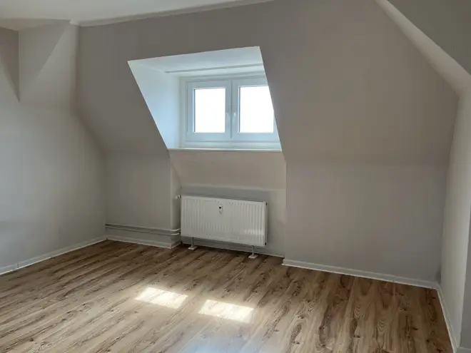 2 Zimmer Wohnung mit 79 m² in Kiel – Bild 2