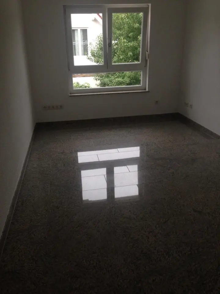 4 Zimmer Wohnung mit 80 m² in Rüsselsheim am Main – Bild 2
