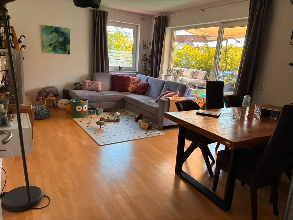 3 Zimmer Wohnung mit 100 m² in Wiesbaden – Bild 1