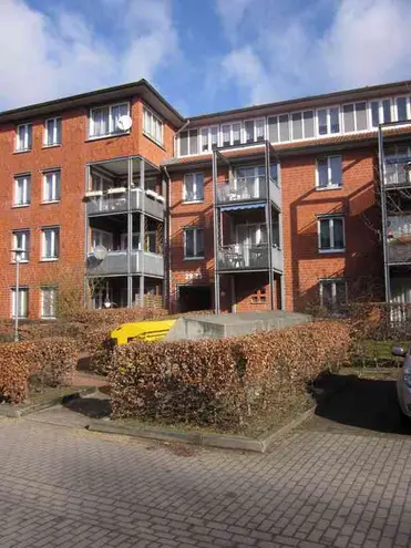 2 Zimmer Wohnung mit 67 m² in Lübeck – Bild 1
