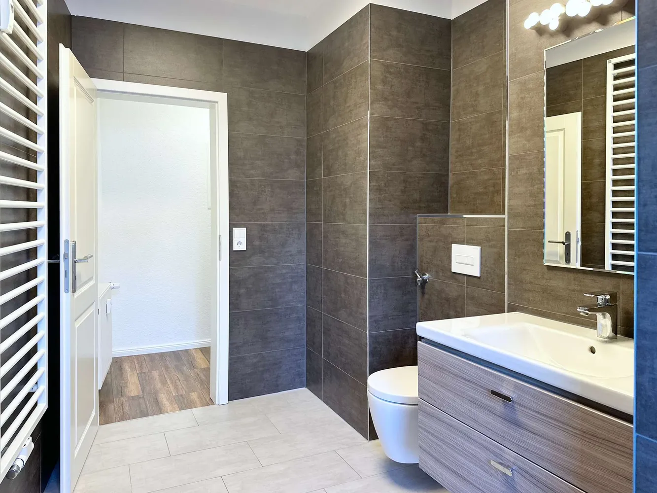 1 Zimmer Wohnung mit 50 m² in Rostock – Bild 3