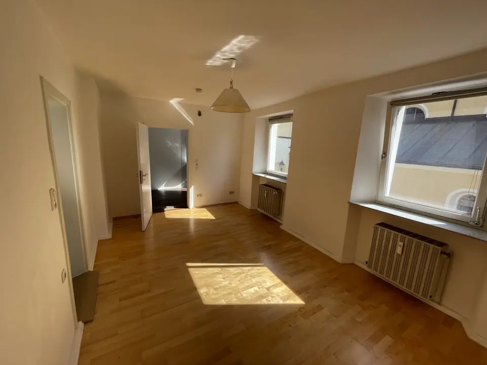 2 Zimmer Wohnung mit 40 m² in Cham – Bild 1