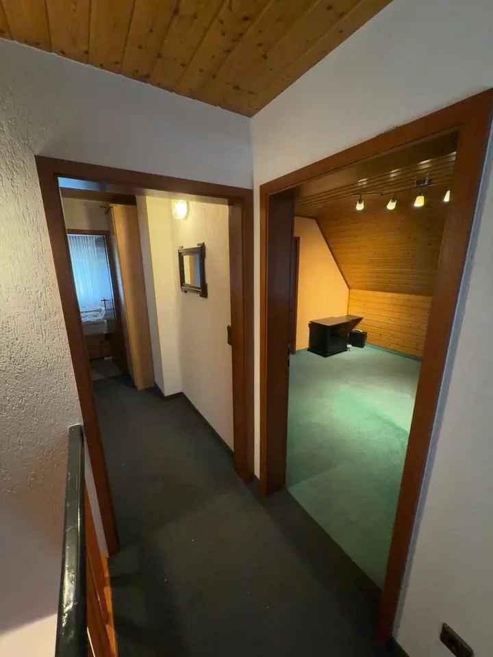 6 Zimmer Haus mit 142 m² in Siegen – Bild 6