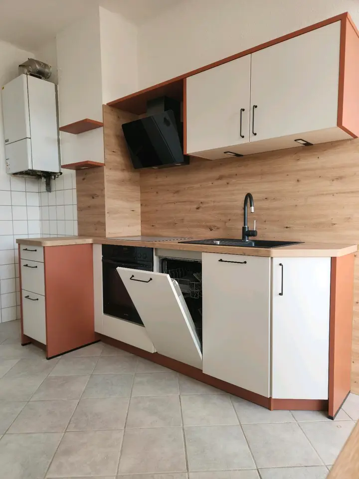 5 Zimmer Wohnung mit 100 m² in Dessau-Roßlau – Bild 1