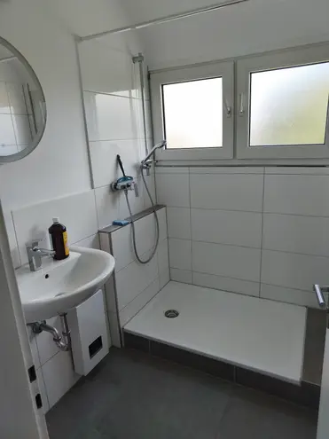 3 Zimmer Wohnung mit 60 m² in Leverkusen – Bild 3