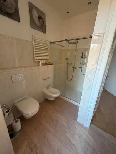3 Zimmer Wohnung mit 111 m² in Hannover – Bild 8