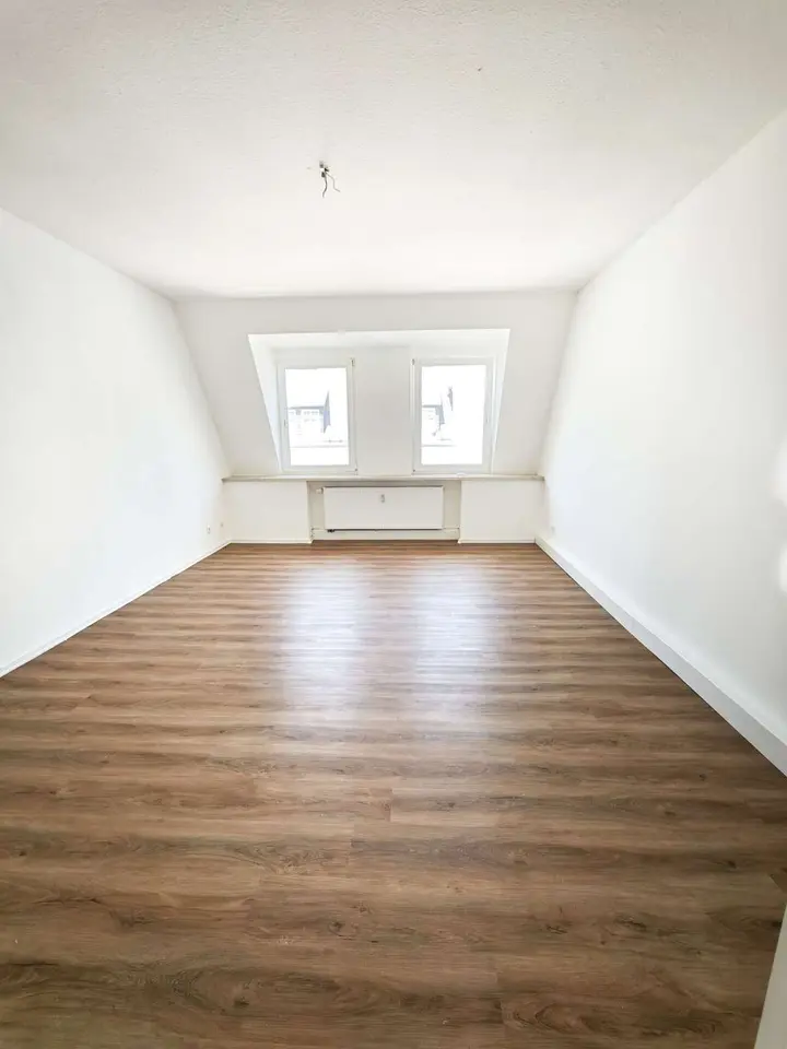 4 Zimmer Wohnung mit 100 m² in Zwickau – Bild 7