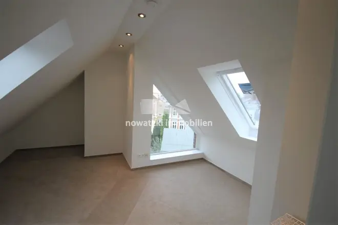 4 Zimmer Wohnung mit 123 m² in Lübeck – Bild 8