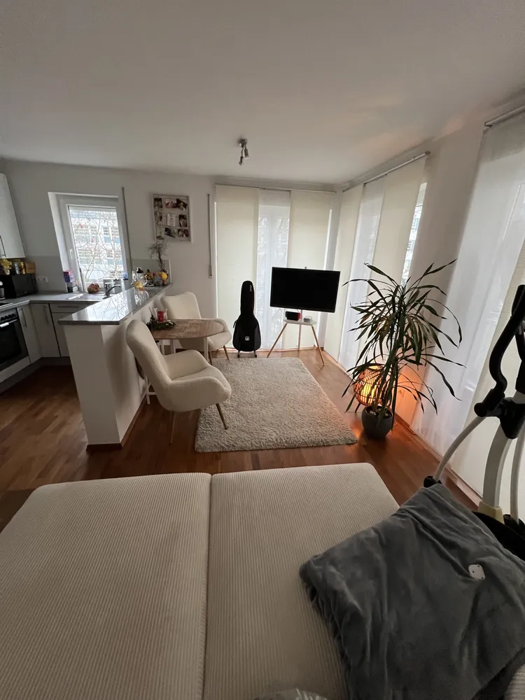 2 Zimmer Wohnung mit 56 m² in Regensburg – Bild 1
