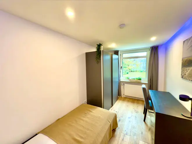WG-Zimmer mit 10 m² in München – Bild 3