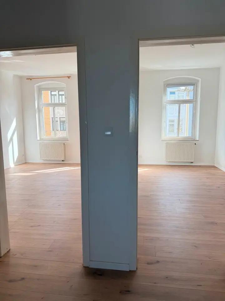 4 Zimmer Wohnung mit 97 m² in Gera – Bild 3