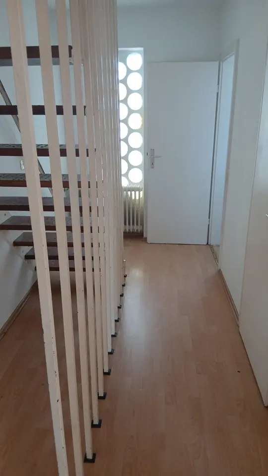 5 Zimmer Wohnung mit 120 m² in Detmold – Bild 4