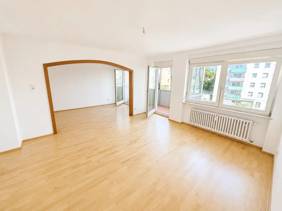 4 Zimmer Wohnung mit 101 m² in Würzburg – Bild 1