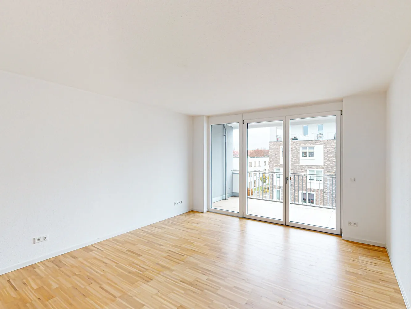 5 Zimmer Wohnung mit 120 m² in Erfurt – Bild 1