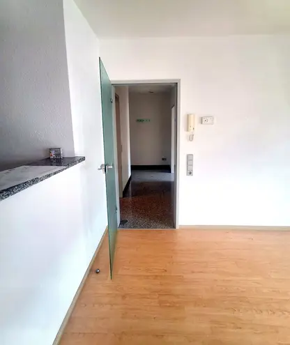2 Zimmer Wohnung mit 65 m² in Saarbrücken – Bild 2
