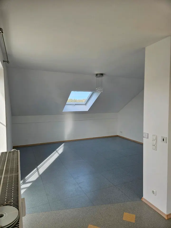 3 Zimmer Wohnung mit 98 m² in Cham – Bild 1
