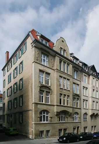 5 Zimmer Wohnung mit 137 m² in Stuttgart – Bild 2