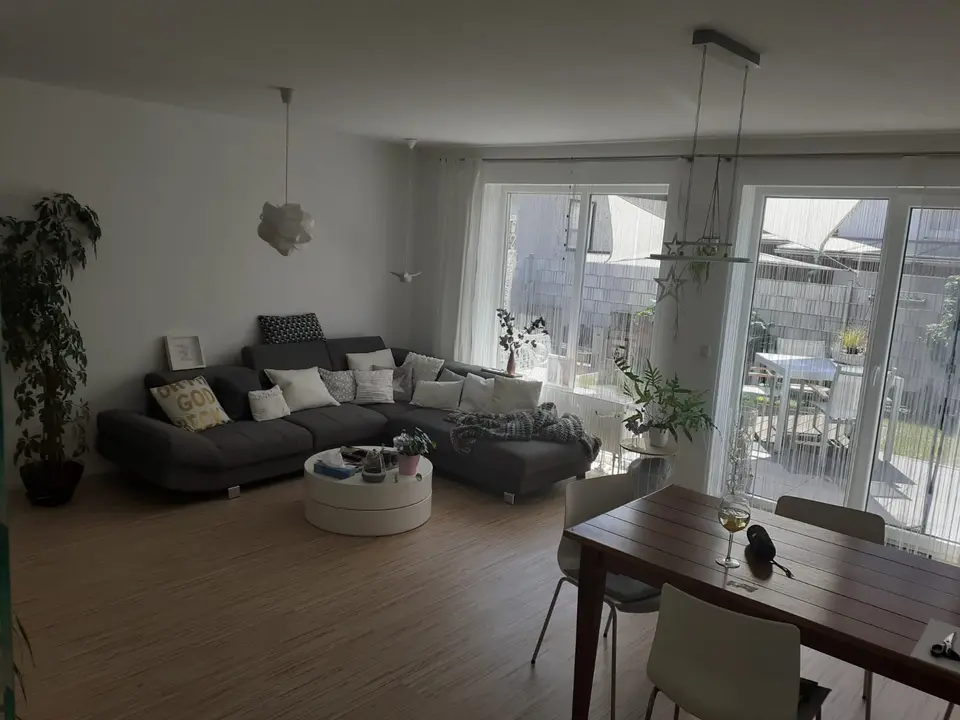 WG-Zimmer mit 141 m² in Rodgau – Bild 1