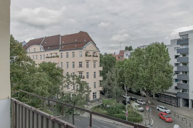 5 Zimmer Wohnung mit 125 m² in Berlin – Bild 7