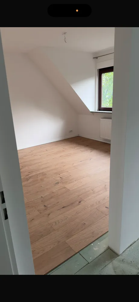 5 Zimmer Wohnung mit 110 m² in Wiesbaden – Bild 2