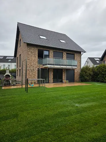 4 Zimmer Haus mit 180 m² in Neuss – Bild 3