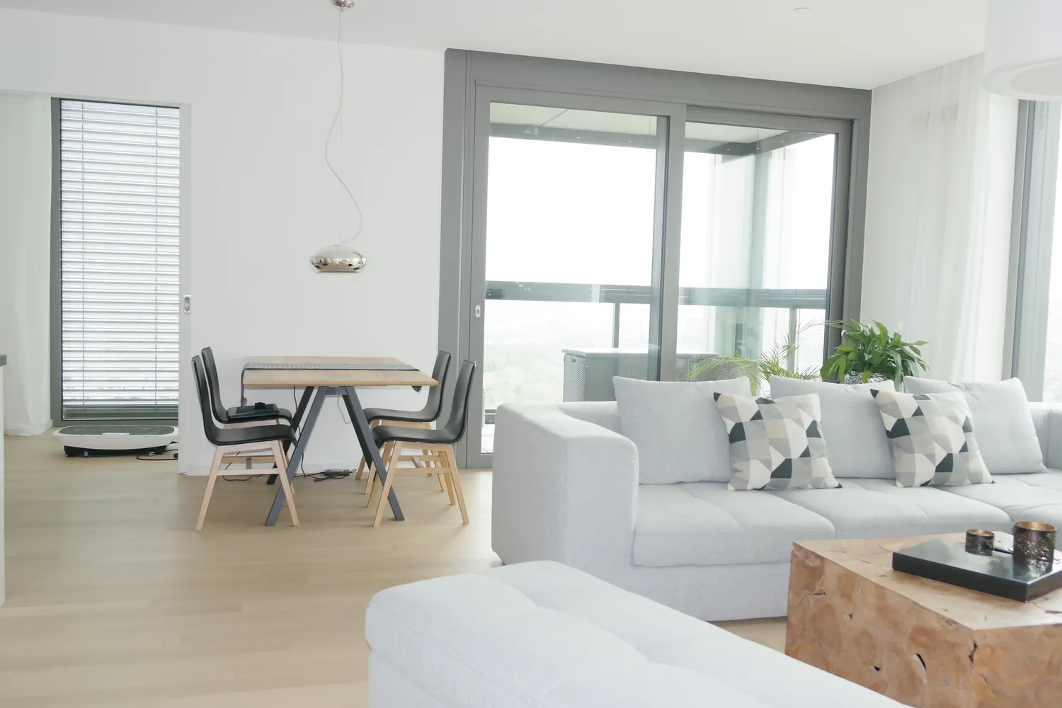 3 Zimmer Wohnung mit 82 m² in Stuttgart – Bild 4