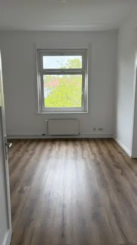4 Zimmer Wohnung mit 107 m² in Hannover – Bild 1