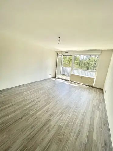 1 Zimmer Wohnung mit 35 m² in Saarbrücken – Bild 2