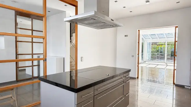 6 Zimmer Haus mit 249 m² in Düsseldorf – Bild 5