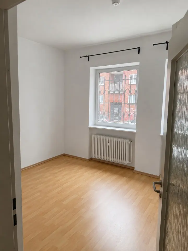 2 Zimmer Wohnung mit 48 m² in Lübeck – Bild 2