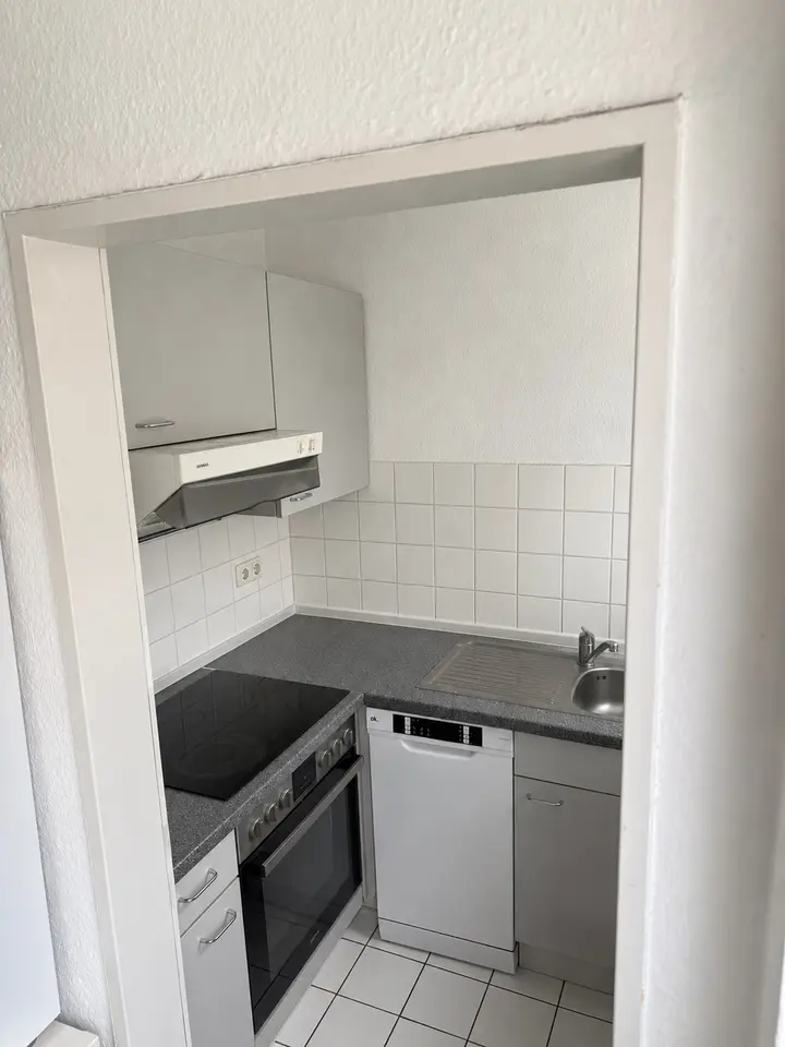 2 Zimmer Wohnung mit 48 m² in Lübeck – Bild 3