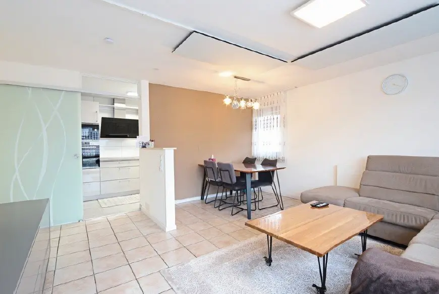 4 Zimmer Wohnung mit 99 m² in Vaihingen an der Enz – Bild 1