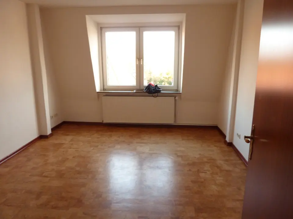 2 Zimmer Wohnung mit 60 m² in Lübeck – Bild 2