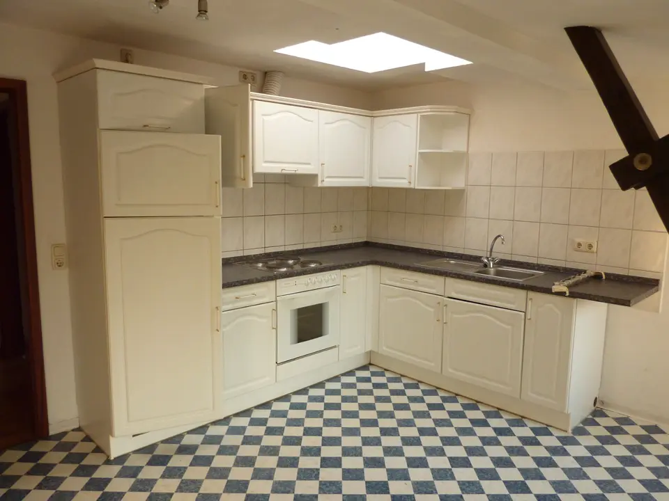 2 Zimmer Wohnung mit 60 m² in Lübeck – Bild 4