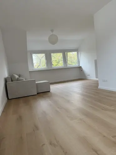 2 Zimmer Wohnung mit 83 m² in Bonn – Bild 5