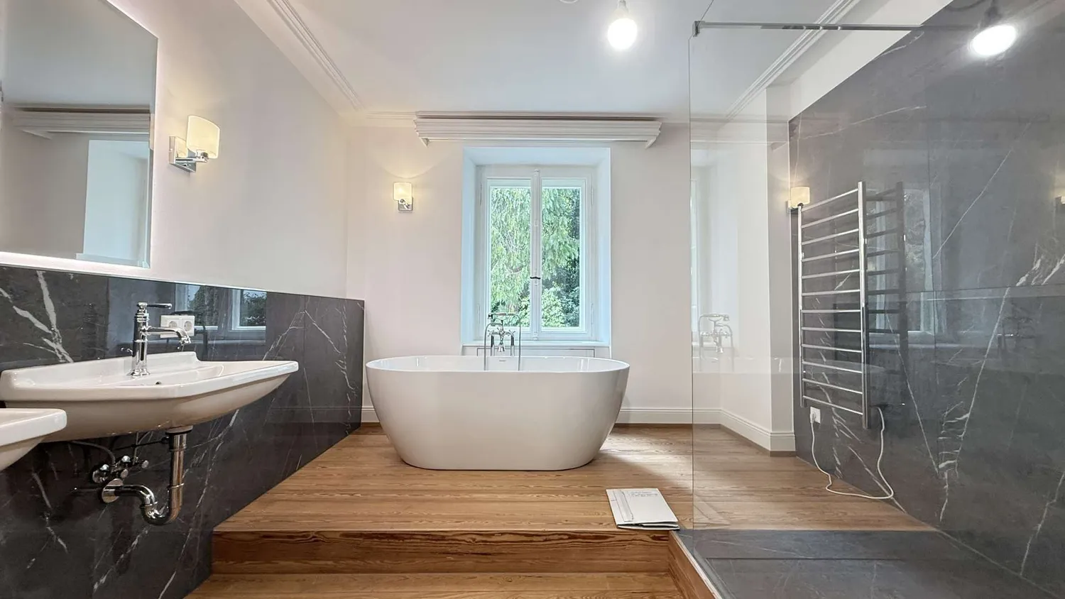 5 Zimmer Wohnung mit 205 m² in Baden-Baden – Bild 1