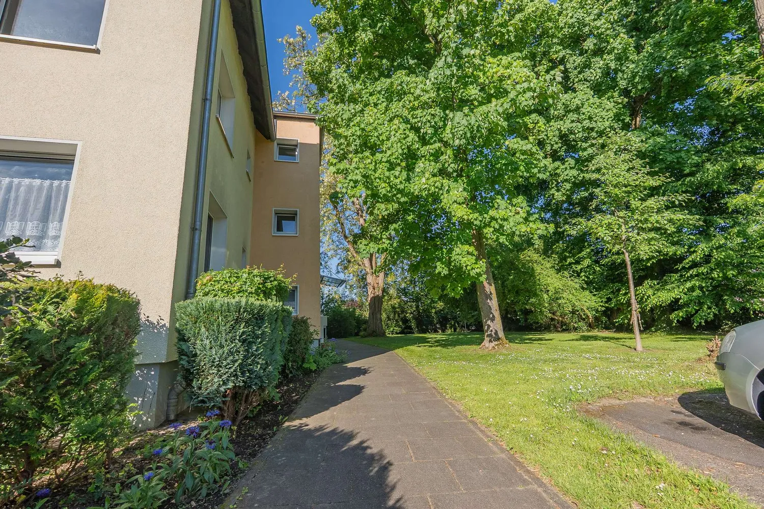 2 Zimmer Wohnung mit 46 m² in Köln – Bild 2