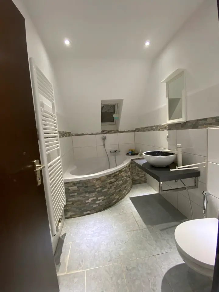 2 Zimmer Wohnung mit 65 m² in Bornheim – Bild 5