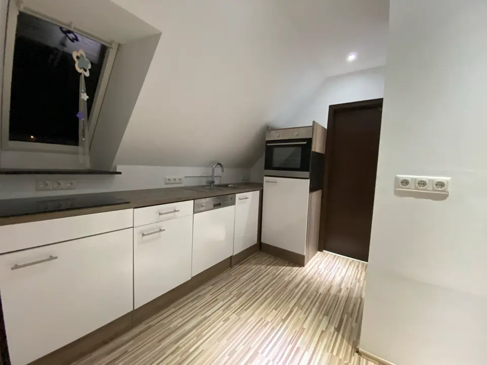 2 Zimmer Wohnung mit 65 m² in Bornheim – Bild 9