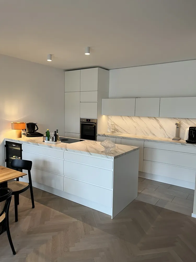 3 Zimmer Wohnung mit 100 m² in Düsseldorf – Bild 4