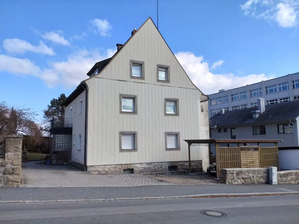 4 Zimmer Wohnung mit 85 m² in Cham – Bild 1