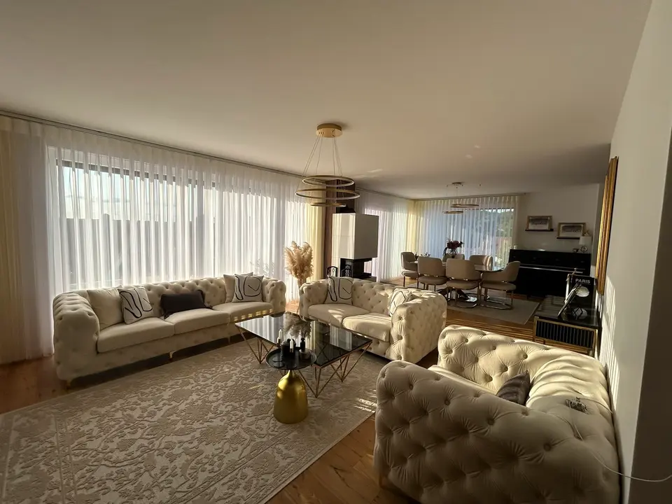 6 Zimmer Wohnung mit 170 m² in Heilbronn – Bild 2