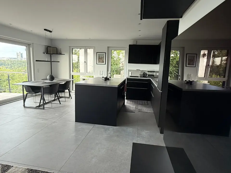 4 Zimmer Wohnung mit 120 m² in Stuttgart – Bild 8