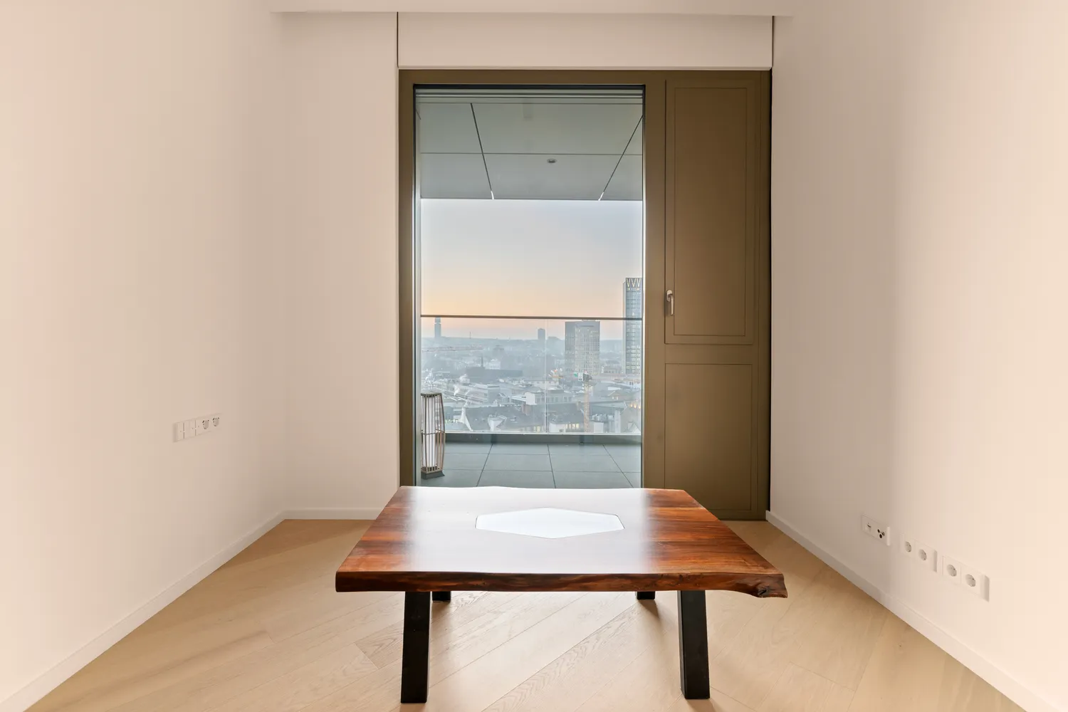 3 Zimmer Wohnung mit 102 m² in Frankfurt am Main – Bild 12